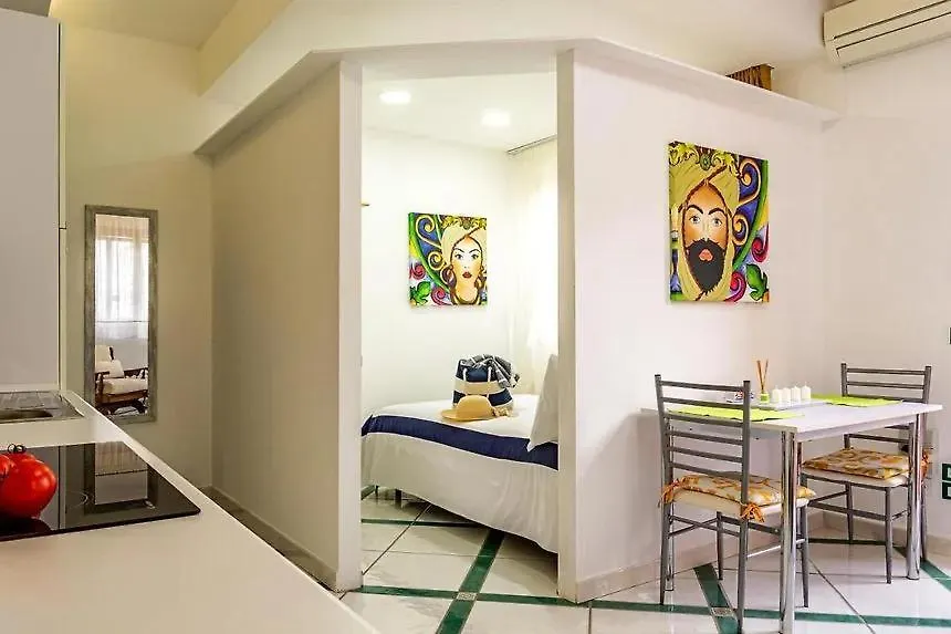Ida House Apartment Giardini Naxos