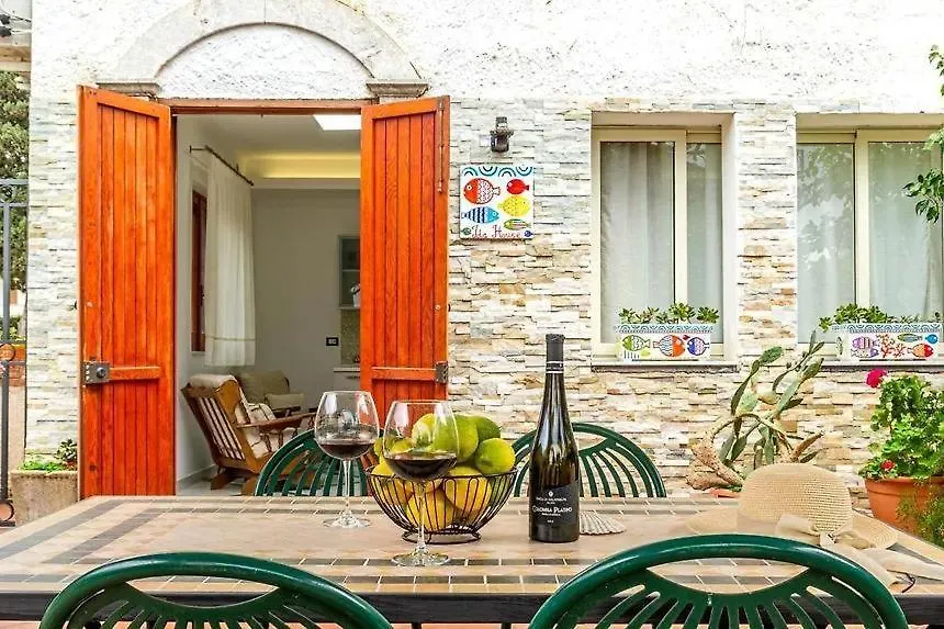 Ida House Apartment Giardini Naxos